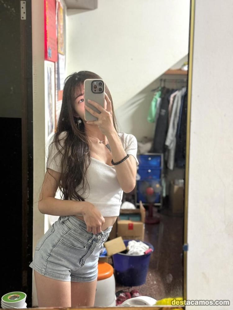 600329831-escort-en-barcelona-DwkIbl