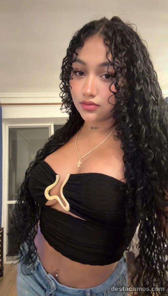 605627846-chica-de-compania-en-valencia-eAJbGY