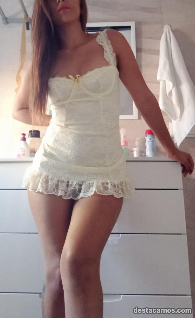 672416188-chica-escort-en-cadiz-JFGGRO