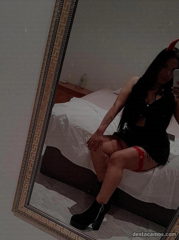 678985358-chica-de-compania-en-alicante-qPdRf9