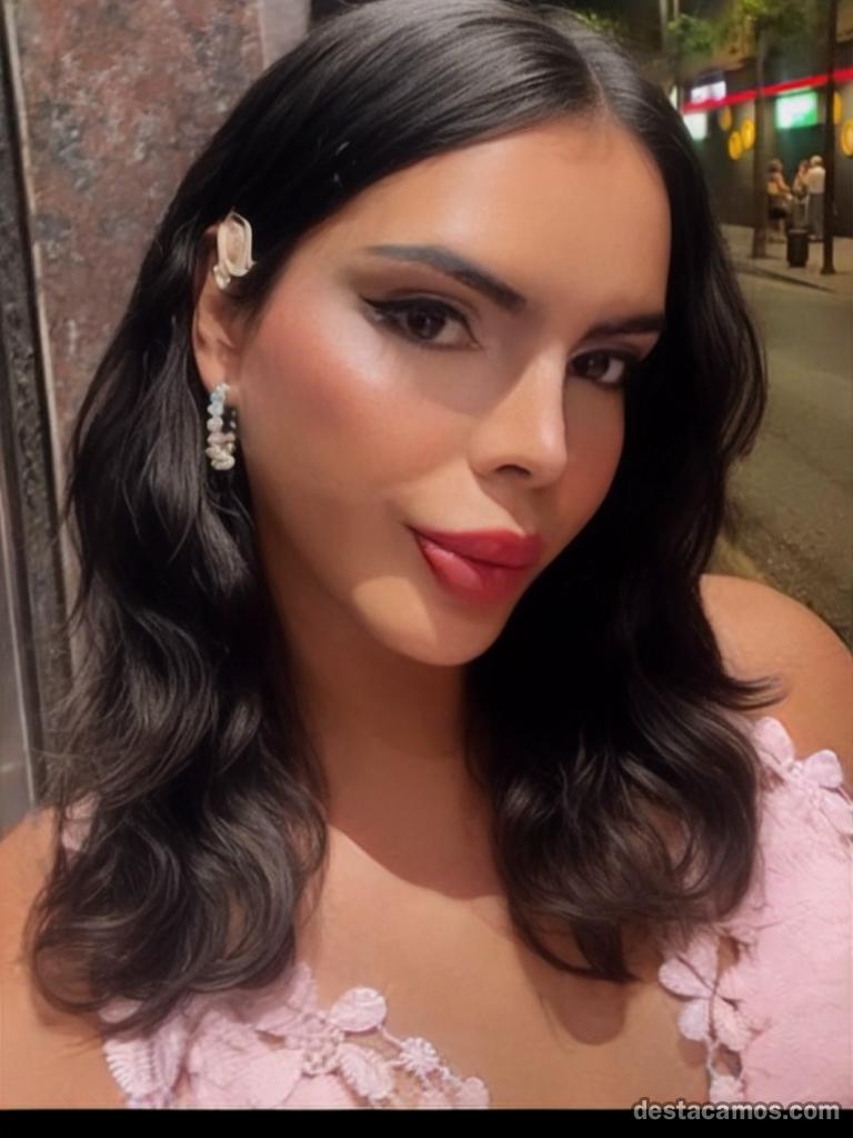 603617726-ladyboy-en-mallorca-wZCIGV