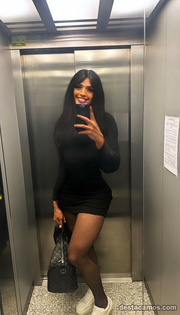 604825197-shemale-en-la-coruna-ot2MRy