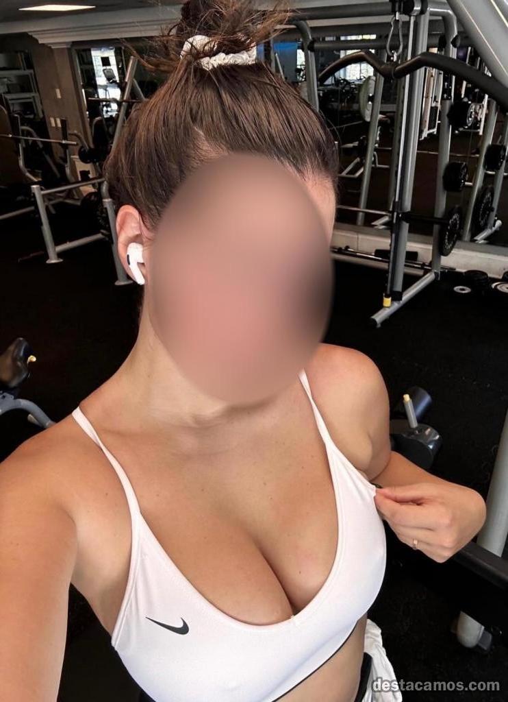 610735517-mujer-de-compania-de-lujo-en-tenerife-1763011893-683