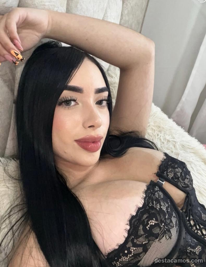 610774253-crossdresser-en-barcelona-ZjVTzY