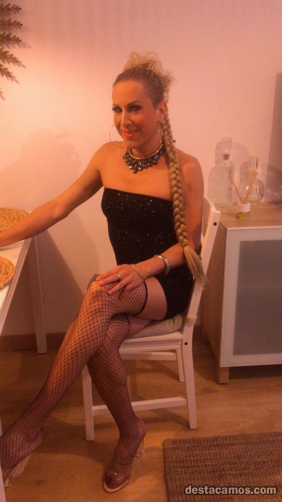 611326791-crossdresser-en-palencia-1763680571-174