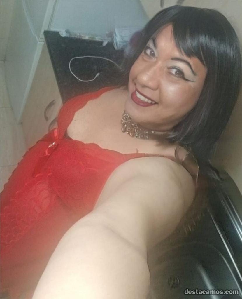 611573450-transexual-en-barcelona-jBRB9W