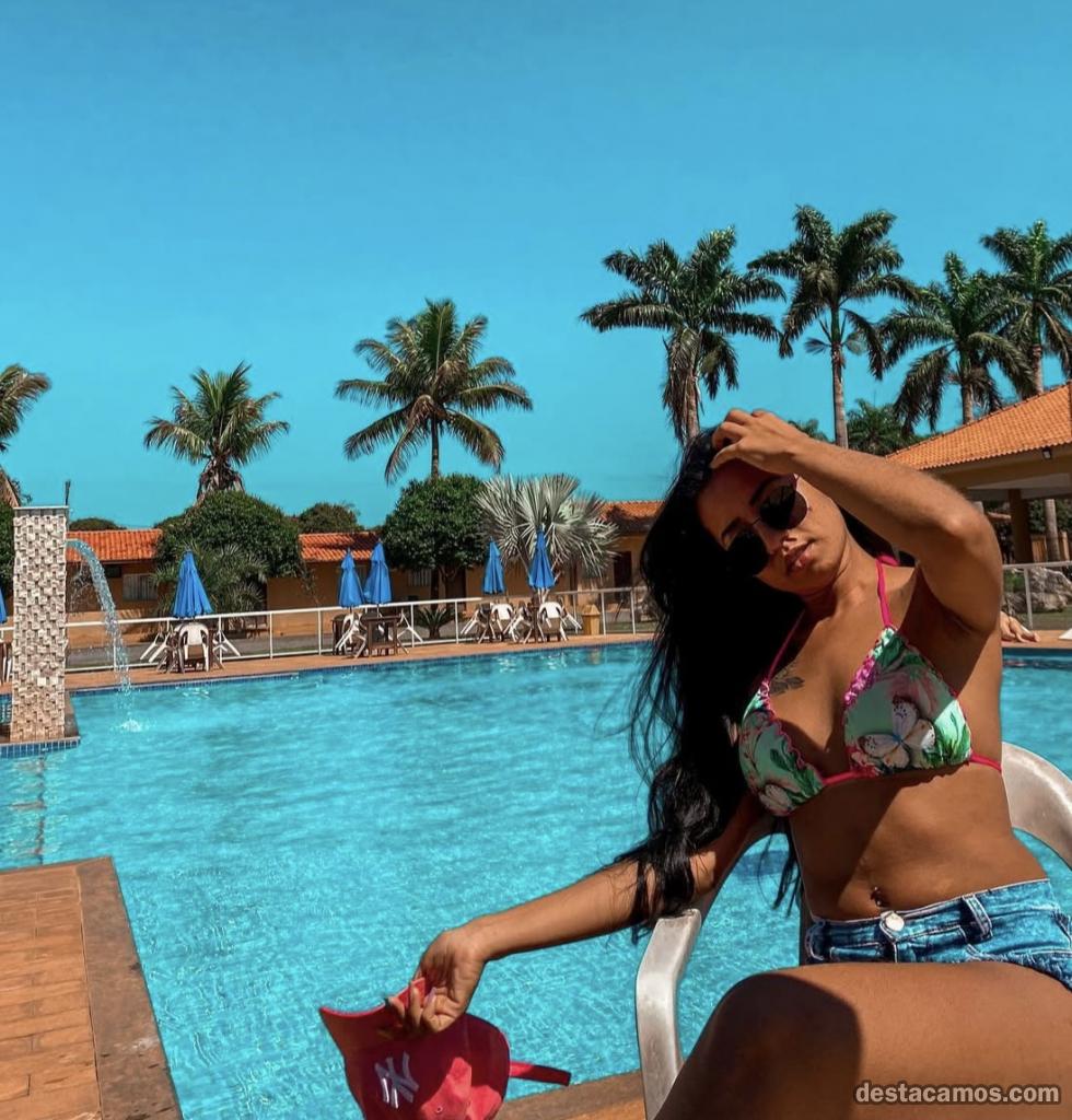 613309215-escort-vip-en-almeria-pri3Aj