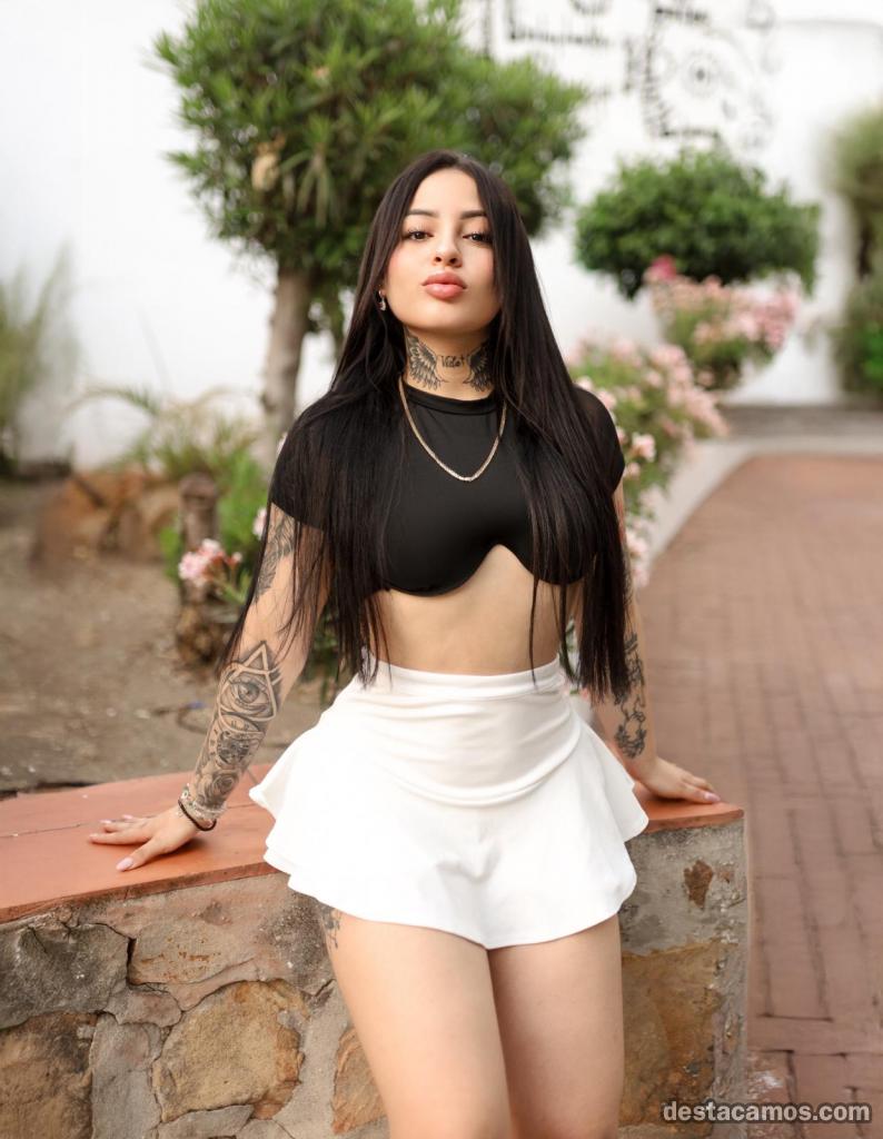 613953377-chica-de-compania-de-lujo-en-malaga-MAvUtm