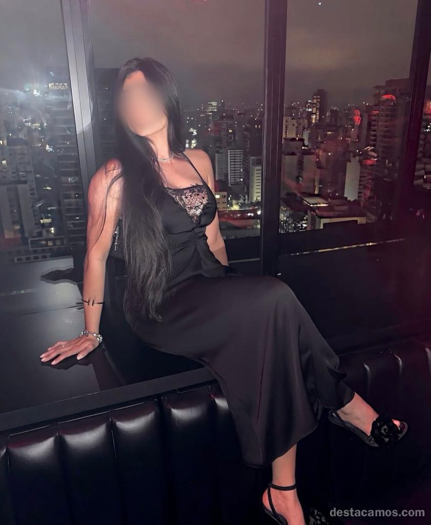 614894106-mujer-de-compania-de-lujo-en-madrid-NXtM5e