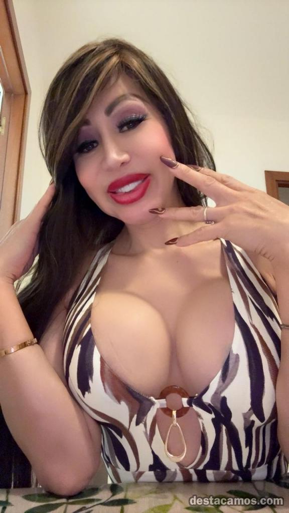 622819269-travesti-en-valencia-lCqxXr