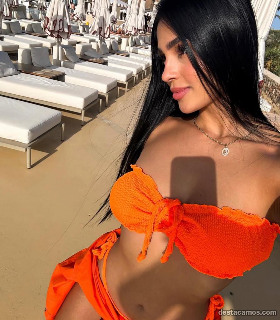 623766561-chica-de-compania-de-lujo-en-mallorca-c8CJeb