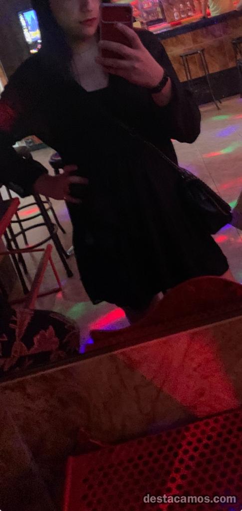 624726517-ladyboy-en-leon-vzixRo