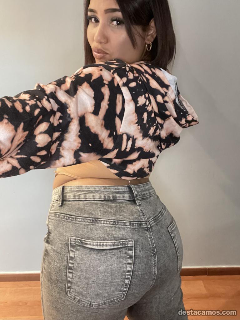 624993497-escort-en-navarra-Y8rJTt