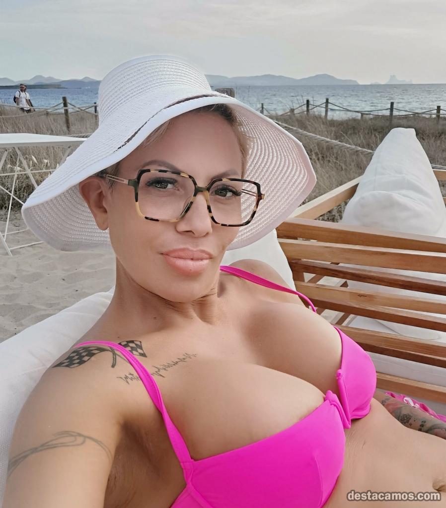 625260537-mujer-de-compania-de-lujo-en-madrid-BXpImZ