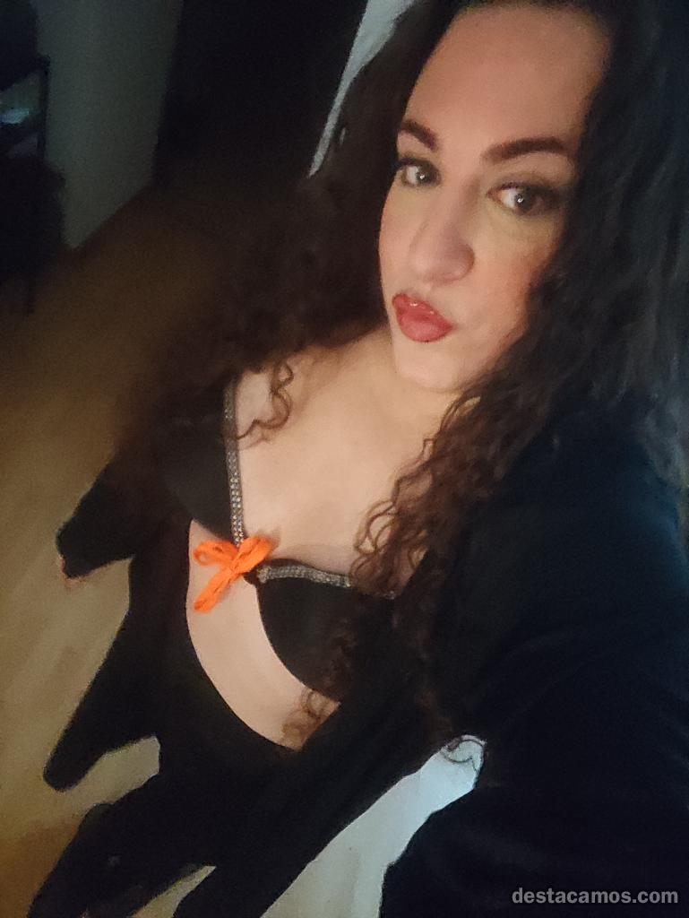 631538982-travesti-en-toledo-L0OYpI