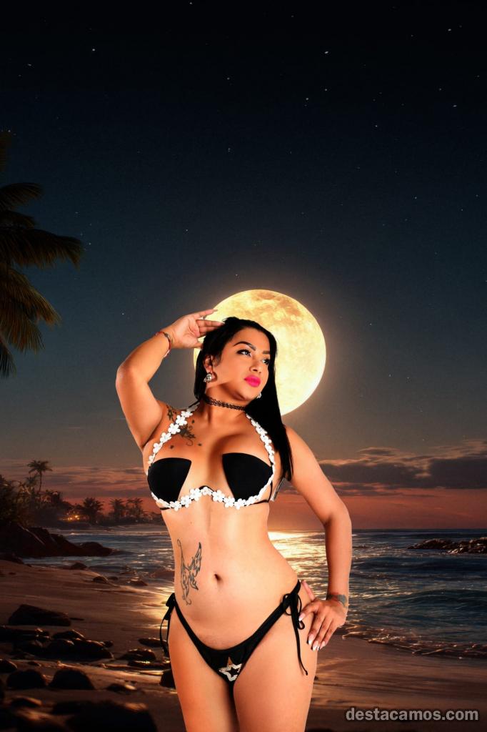 631634419-crossdresser-en-madrid-GcsE5a