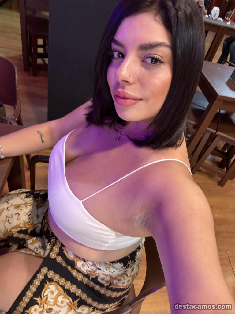 632147078-mujer-de-compania-en-madrid-rWUqXf