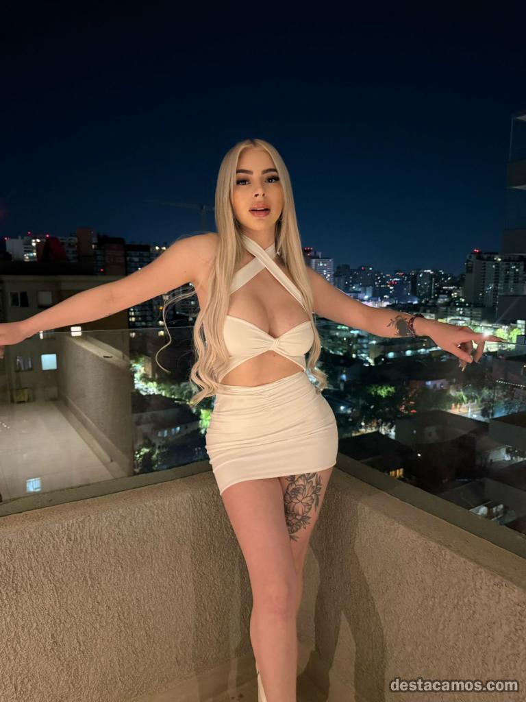 632269540-mujer-de-compania-vip-en-madrid-t5DIoU