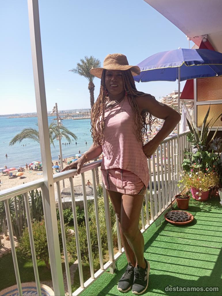 634003887-shemale-en-alicante-ZcP8Al