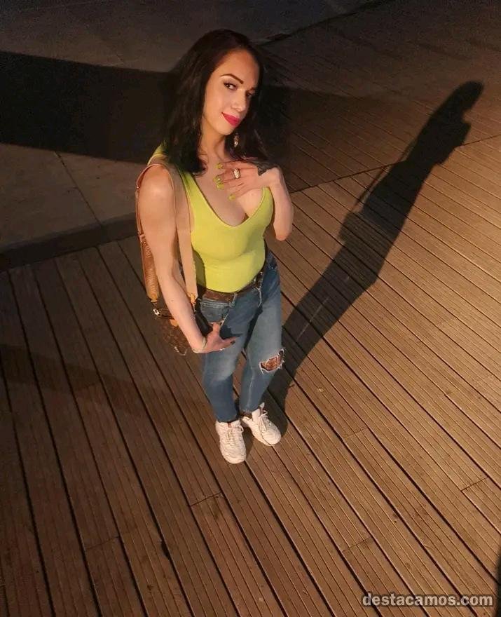 635134513-travesti-en-valencia-3aqdQe