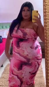 643299060-ladyboy-en-leon-JRT9yx