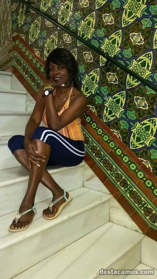 644156500-chica-de-compania-de-lujo-en-sevilla-8Rw7Rk