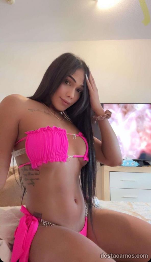 645857207-travesti-en-madrid-Hp5LhT