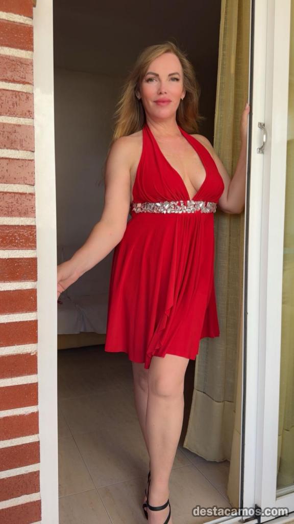 647026795-mujer-de-compania-vip-en-alicante-fqHL8q