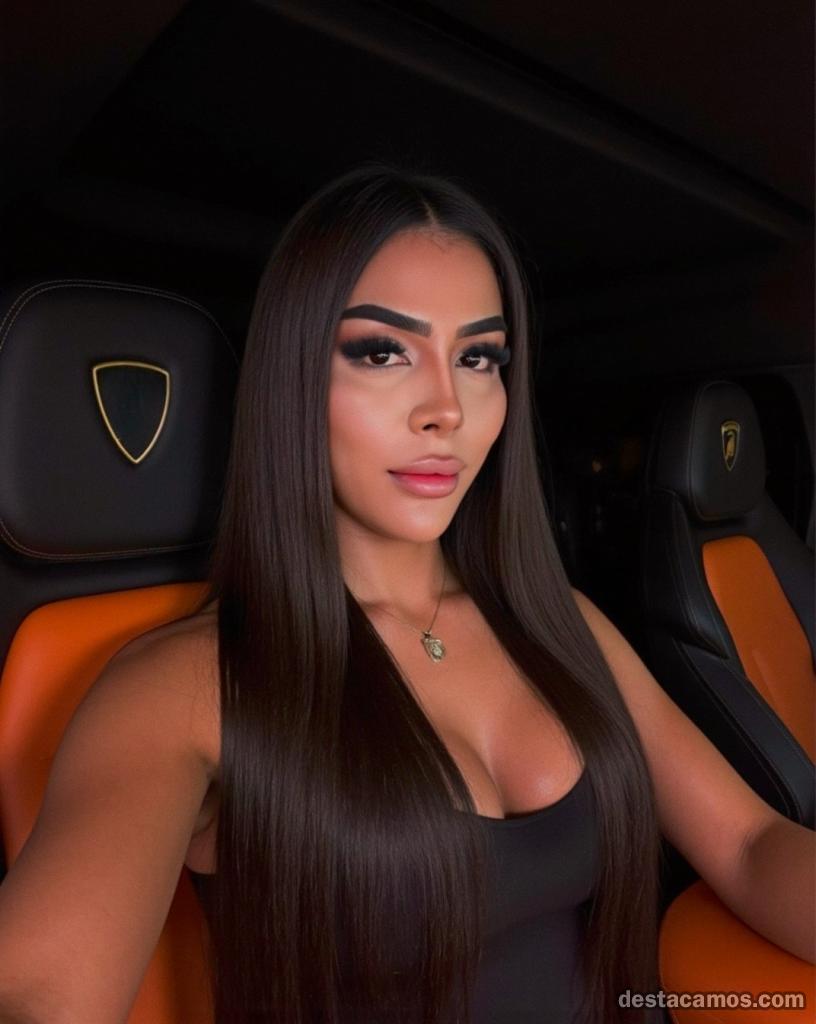 661024576-transexual-en-la-coruna-kSiRfV