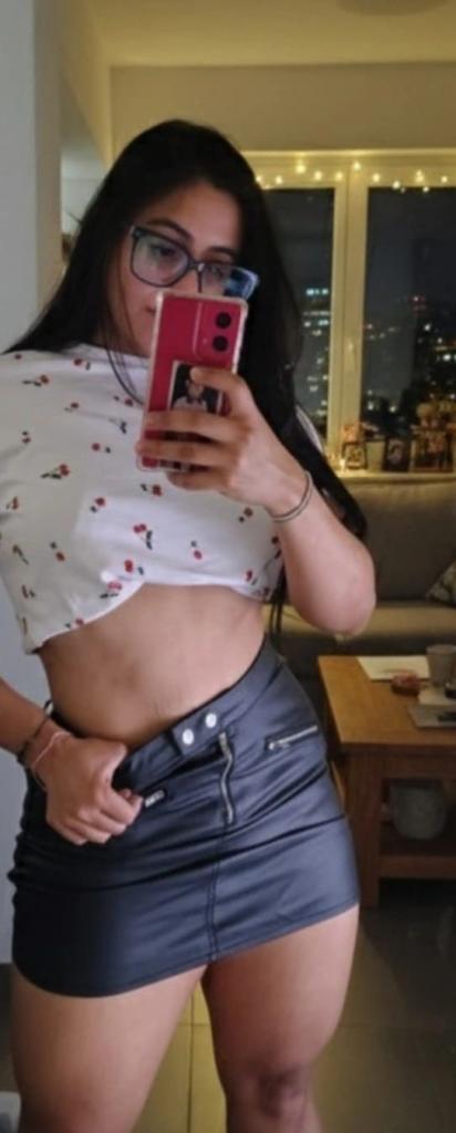 667881295-chica-de-compania-en-jaen-DvKxqc