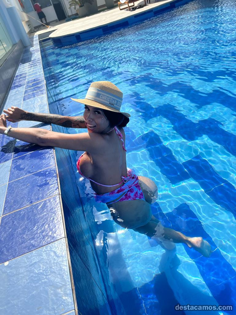 681601644-crossdresser-en-la-coruna-3vxxuw