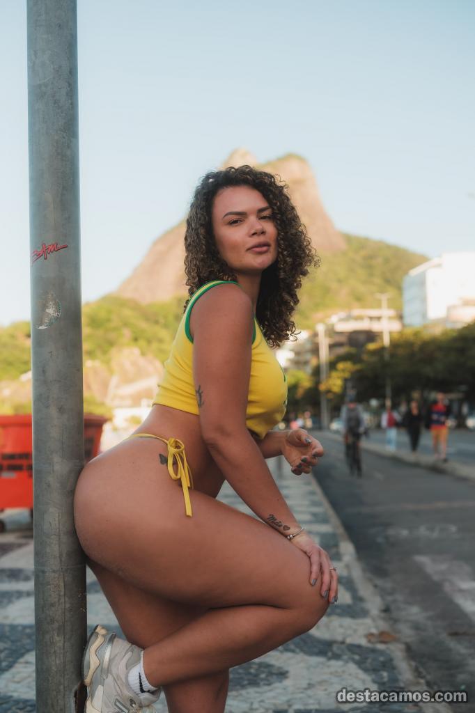 692310641-chica-de-compania-de-lujo-en-malaga-jvgEUu