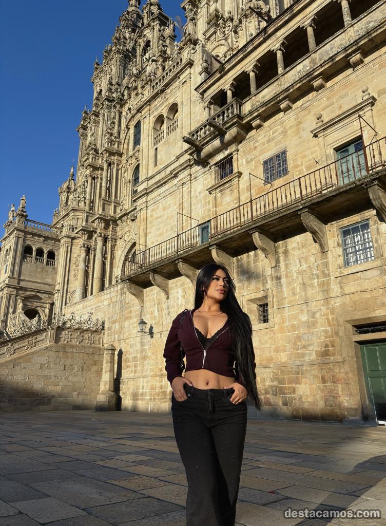 694262933-escort-vip-en-la-coruna-JDA3jy