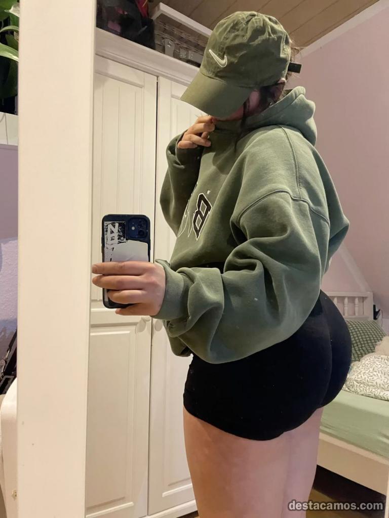 742018247-chica-escort-en-sevilla-f4LnYT