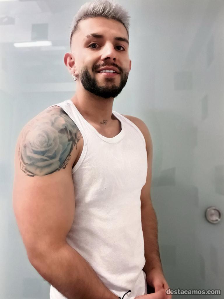 605287752-escort-en-cantabria-ZbNrHP