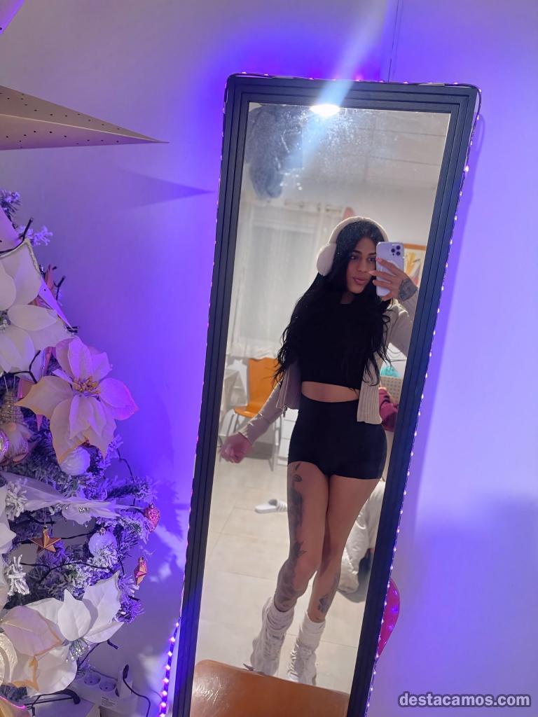 611270361-chico-de-compania-en-murcia-dVoAAR