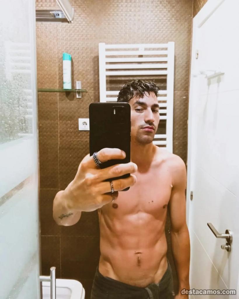 623731299-escort-masculino-en-madrid-kMLVCo
